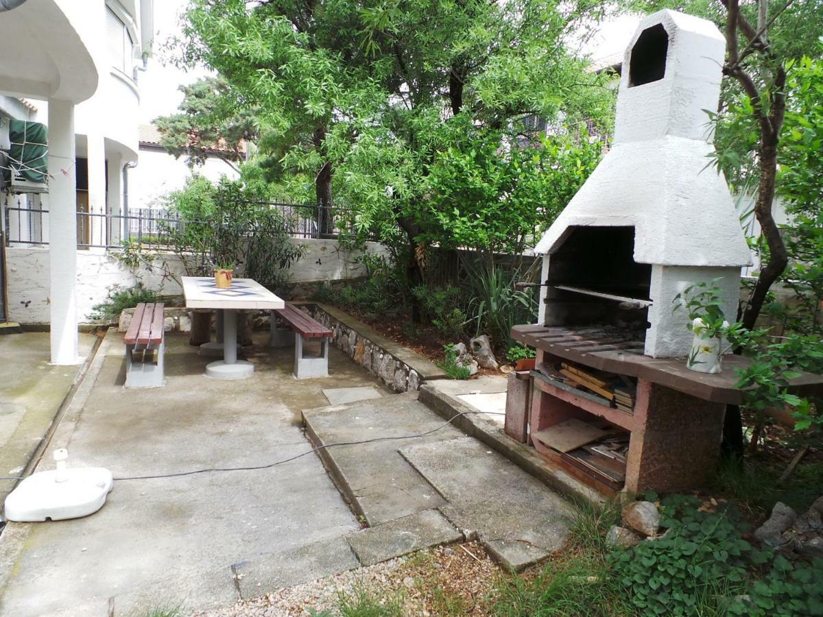 Apartmani Vjera Ribarica Exterior foto